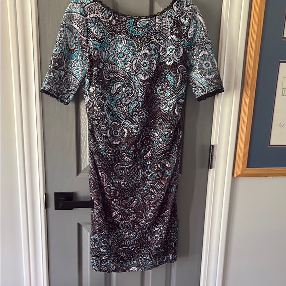 Kay Unger Elegant Paisley Print Dress - Black, Blue and White size 6